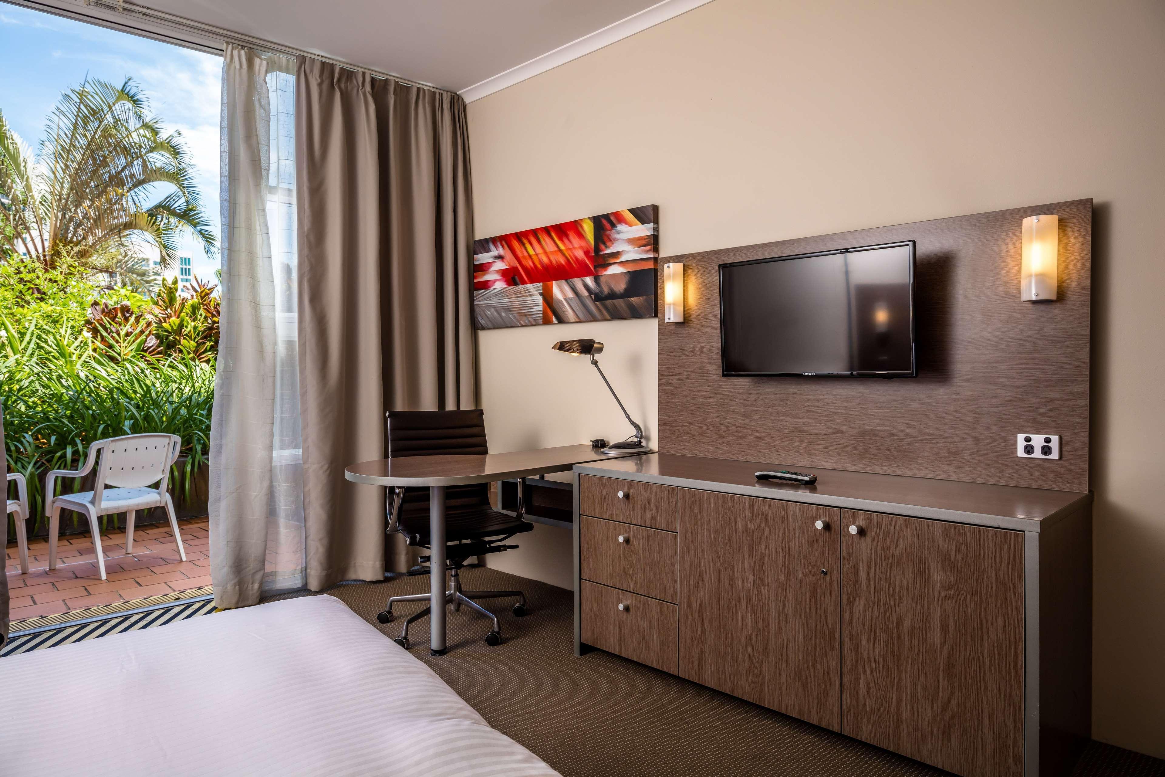 Hotel Doubletree By Hilton Cairns Exterior foto